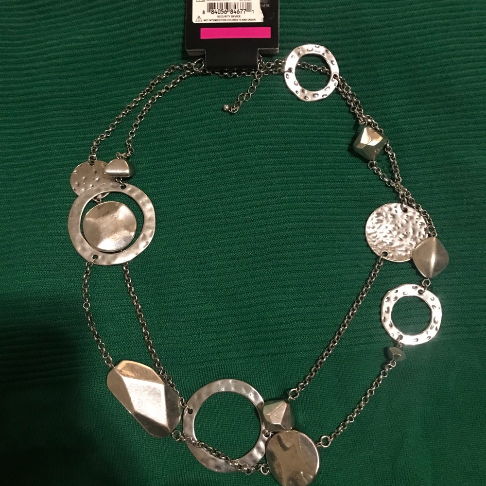 Miscellaneous bundle of necklaces